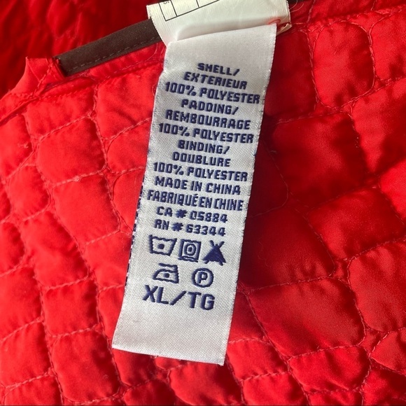 Tabi red pebble quilted sleeveless lightweight outerwear vest with pockets - Picture 9 of 11